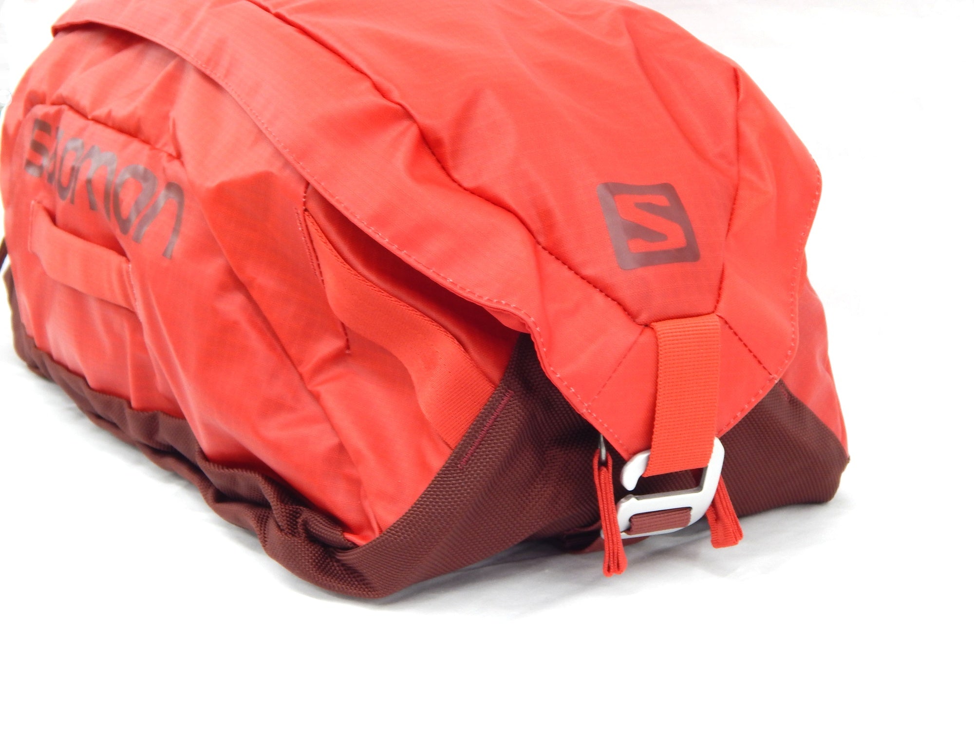 SALOMON サロモン ダッフルバッグ OUTLIFE Duffel 25 (アウトライフ ダッフル25) RED - 安心保証・業界最安値の販売 福助